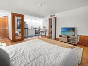 Walk To 3 Breweries! 1 Bed Apartment